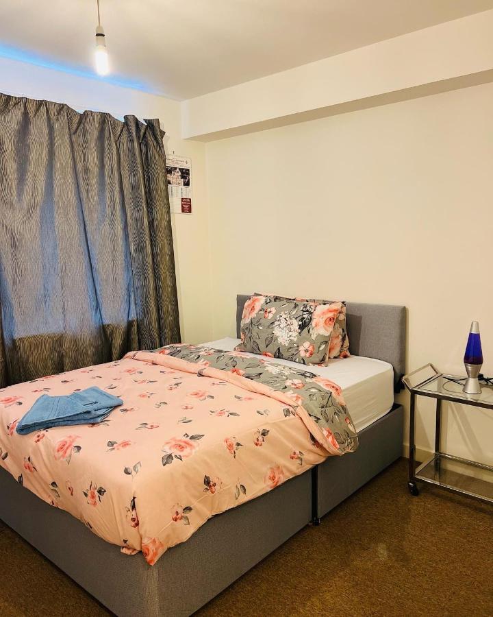 Modern 2Bed 2Bath Ground Floor Apartment エディンバラ エクステリア 写真